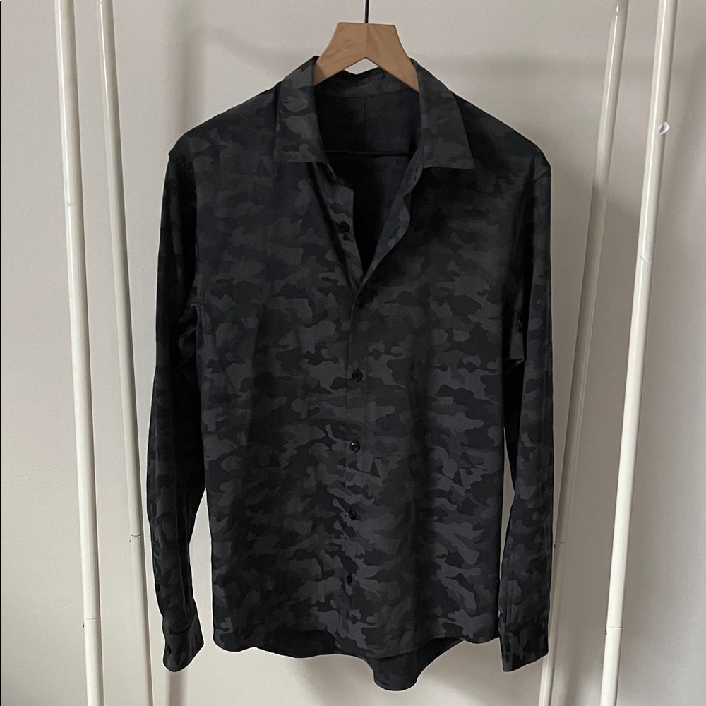 Men’s Lululemon Down To The Wire Camo Long Sleeve